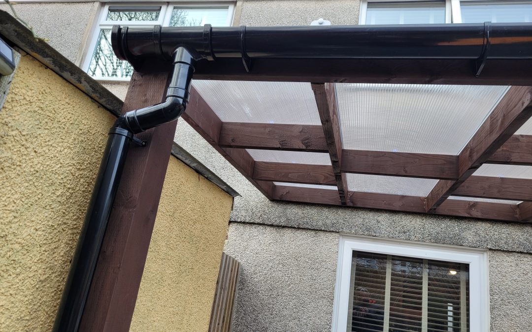 OUTDOOR STRUCTURES & GARDEN DESIGN